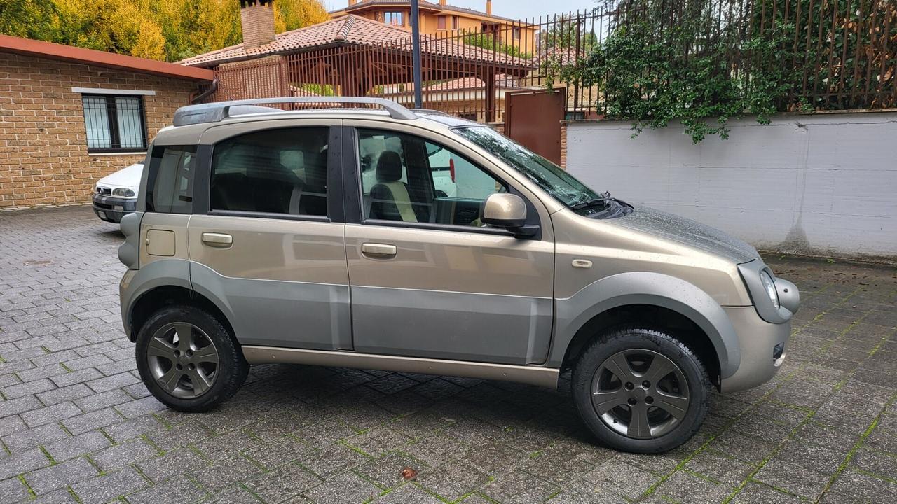 Fiat Panda 1.3 MJT 16V 4x4 Cross