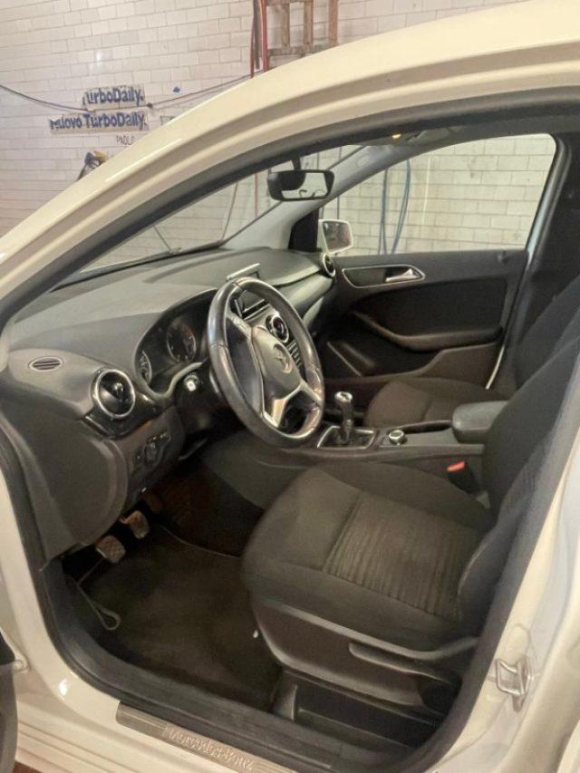 MERCEDES-BENZ B 180 CDI Elegance