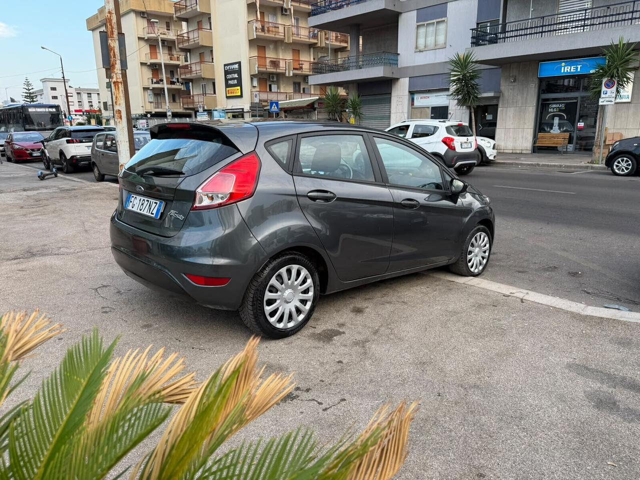 Ford Fiesta 1.5 TDCi 75CV 5 porte Business