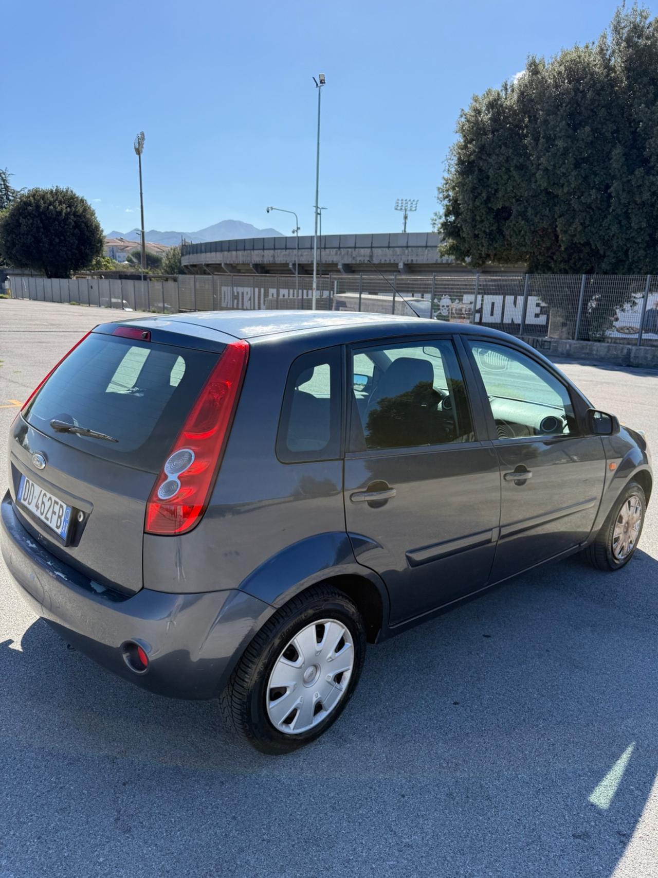 Ford Fiesta 1.2 Benzina 2007 • Unico Proprietario • Neopatentati
