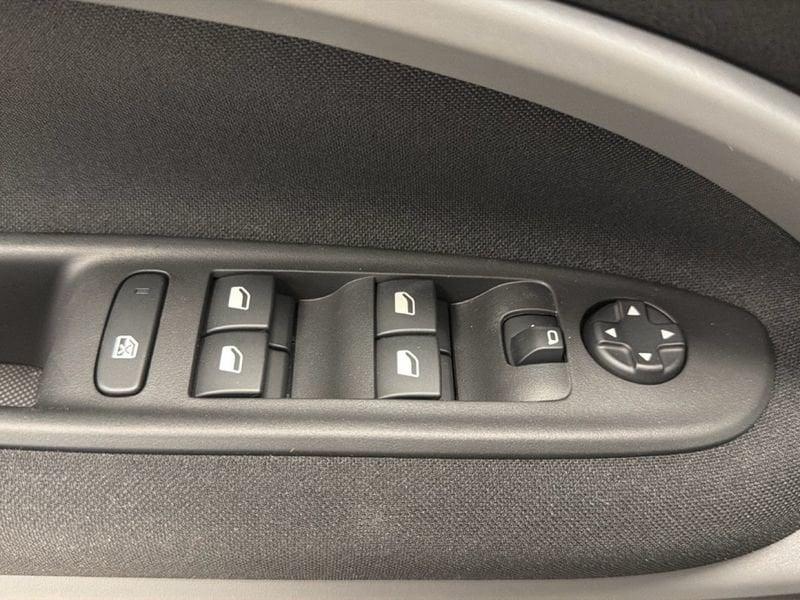 Jeep Avenger E-Hybrid Longitude 1.2 110cv Dct Mhev
