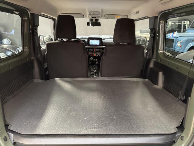 SUZUKI Jimny 1.5 5MT Top
