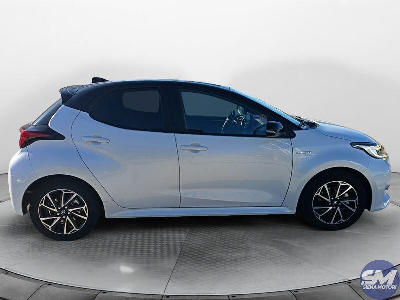 Toyota Yaris Hybrid Style MY21