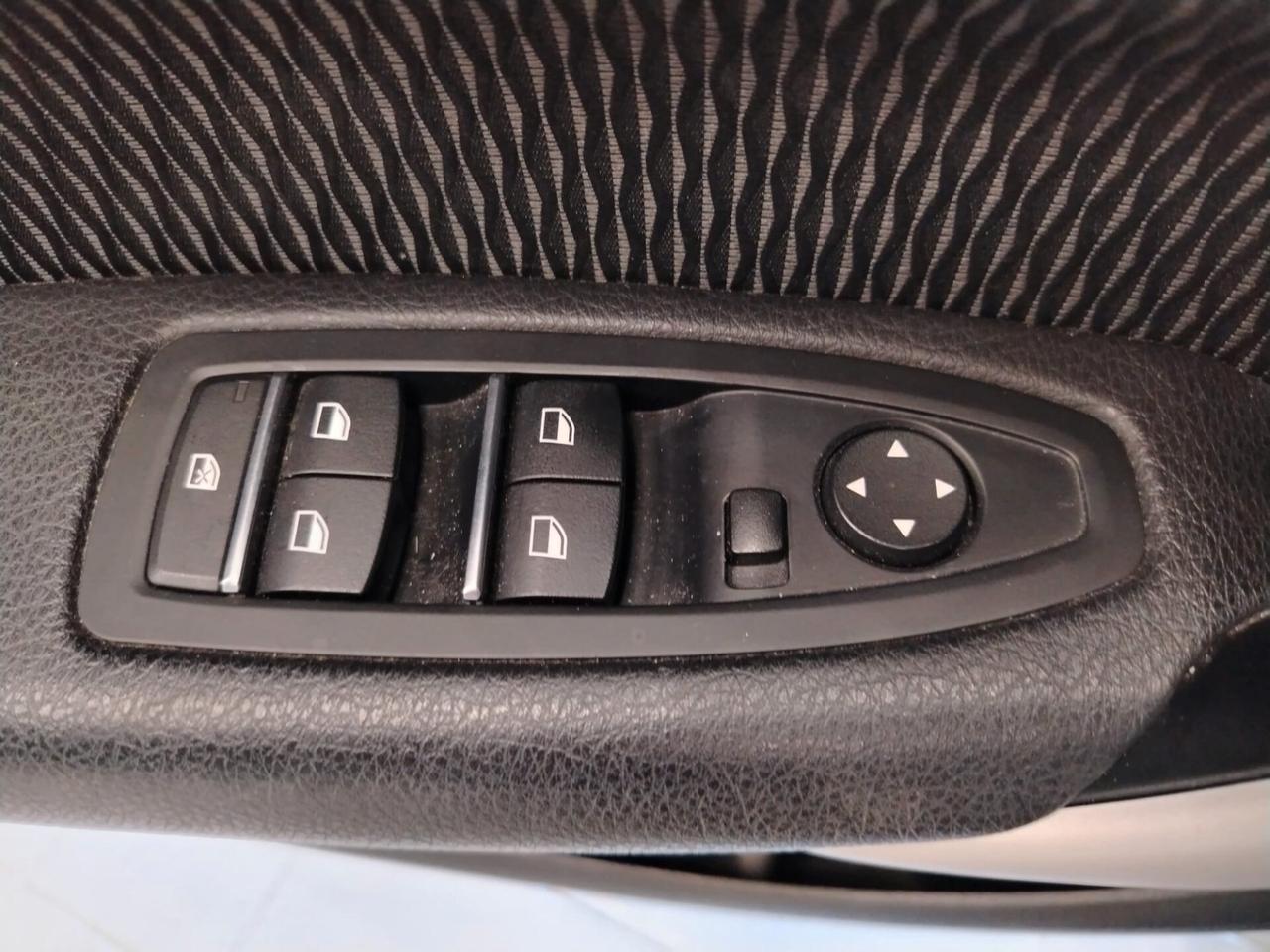 BMW Serie 1 (F20) 118d 5p. Advantage