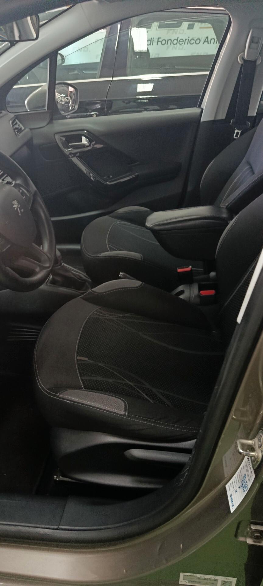 Peugeot 208 1.2 VTi 82 CV 5 porte Allure