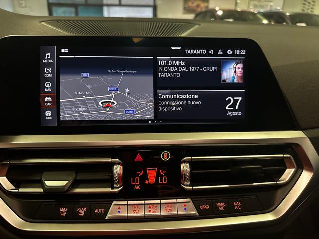 BMW 318 d 48V Touring Luxury