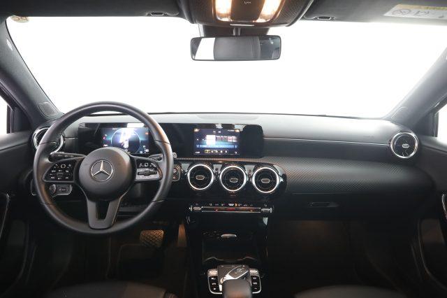 MERCEDES-BENZ A 180 A 180 d Automatic Business Extra