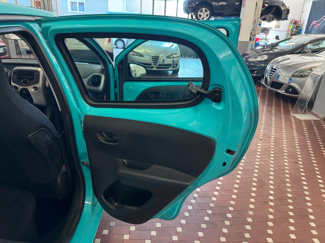 Citroen C1 VTi 68 5 porte Shine - UNICO PROPRIETARIO