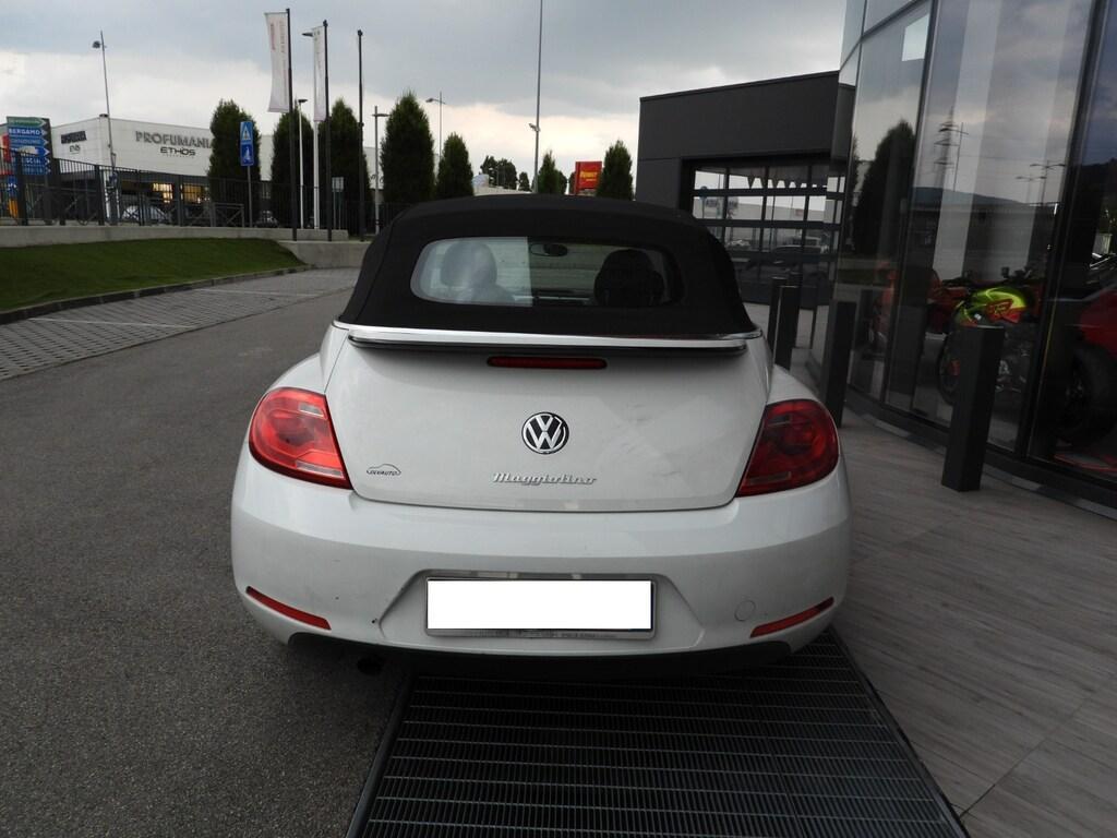Volkswagen Maggiolino Maggiolino Cabrio 1.6 tdi Design 105cv