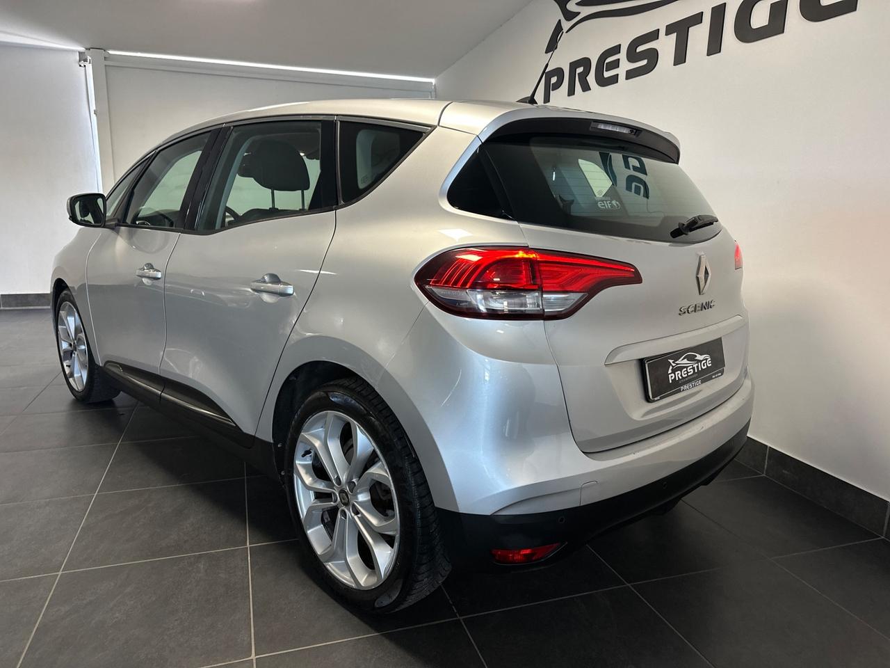 RENAULT SCENIC 1.5 DCI 110CV SPORT EDITION GARANZIA
