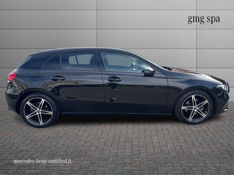 Mercedes-Benz Classe A A 180 d Sport Night edition auto