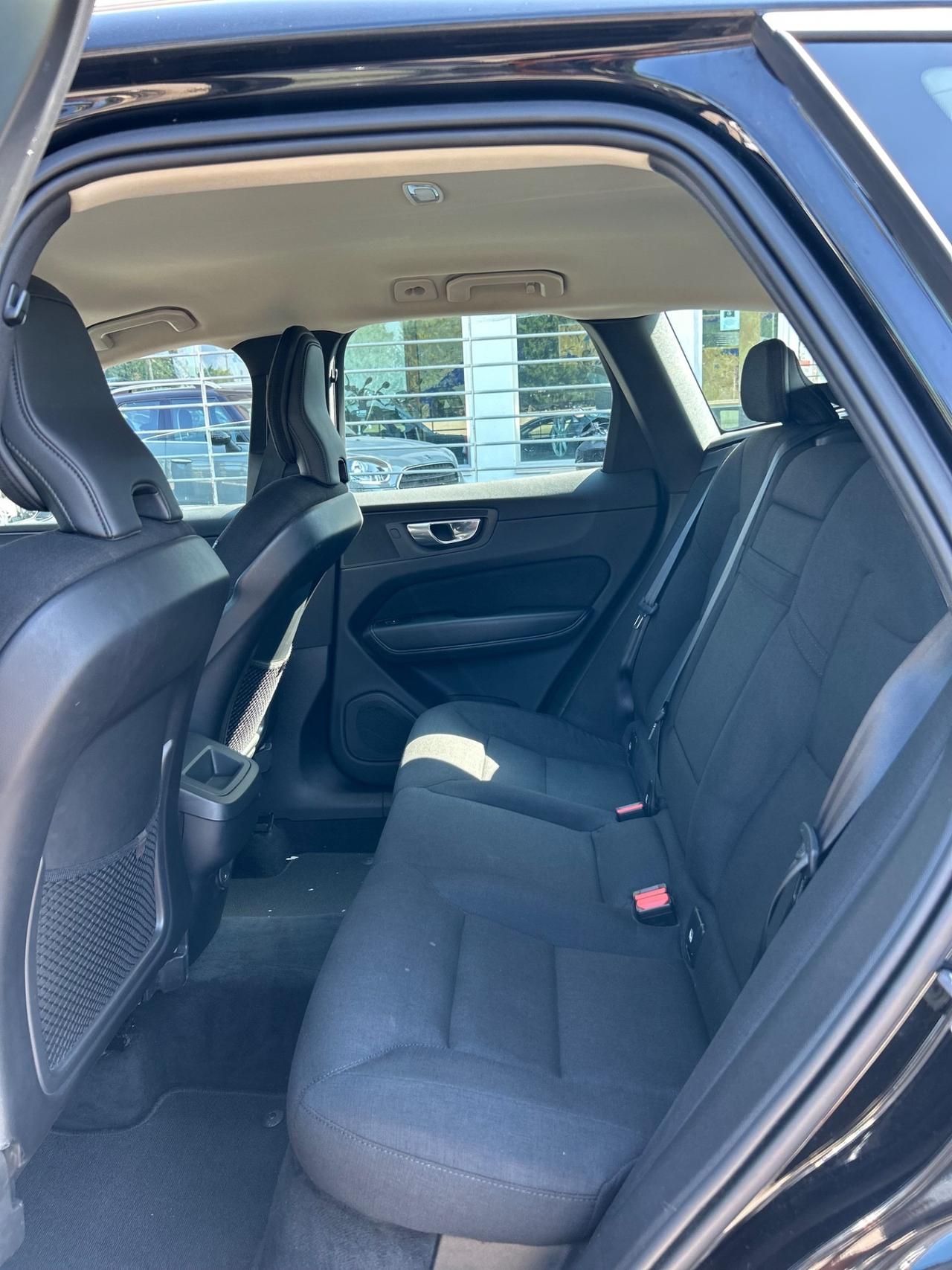 Volvo XC 60 XC60 B4 (d) AWD Geartronic Inscription Diesel
