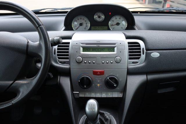 LANCIA Ypsilon 1.2i 69CV 5Porte UniProprietario per NEOPATENTATI