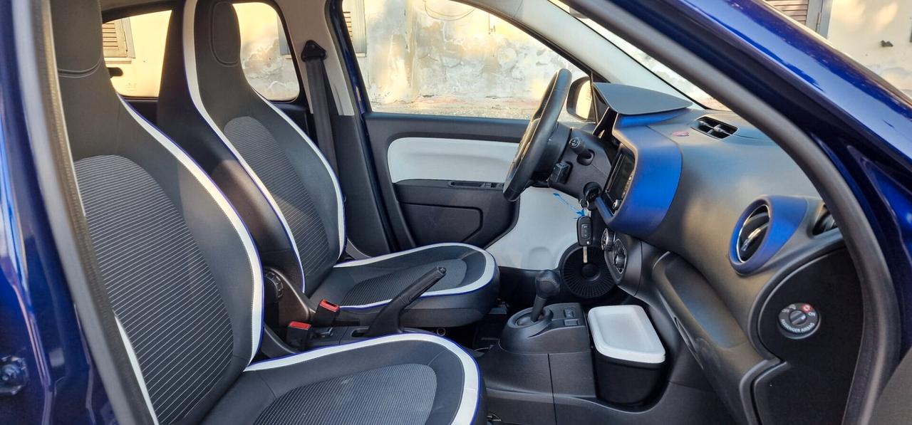 Renault Twingo TCe 900 90 CV TURBO EDC COSMIC AUTOMATICA UNICO PROPRIETARIO