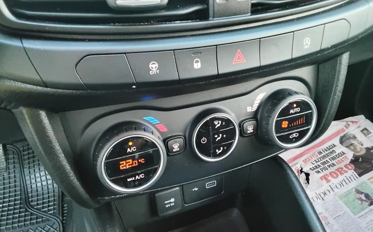 Fiat Tipo 1.6 Mjt S&S 5 porte Sport