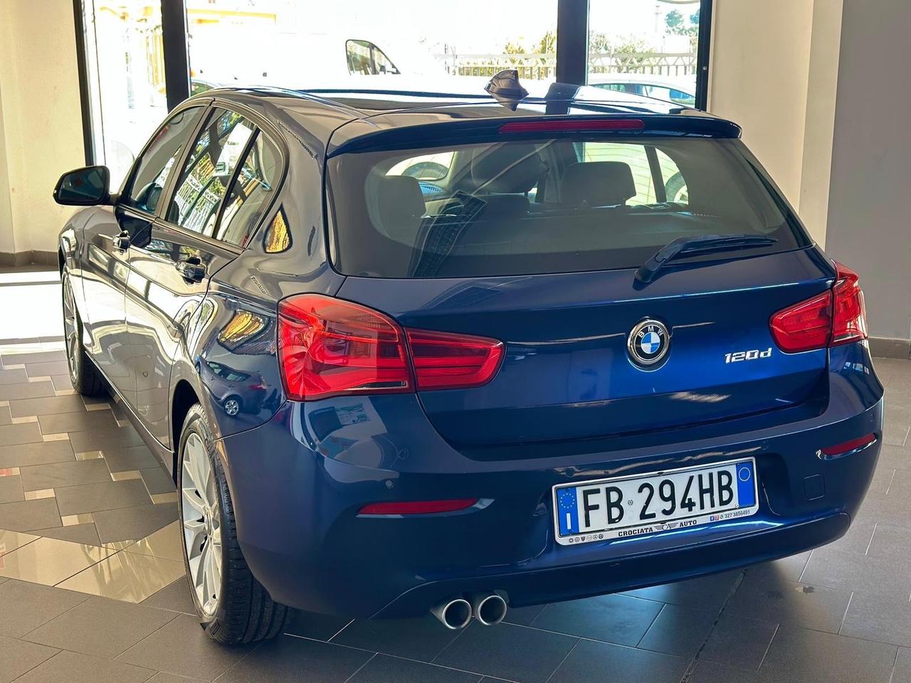 Bmw 120 120d 5p. Advantage