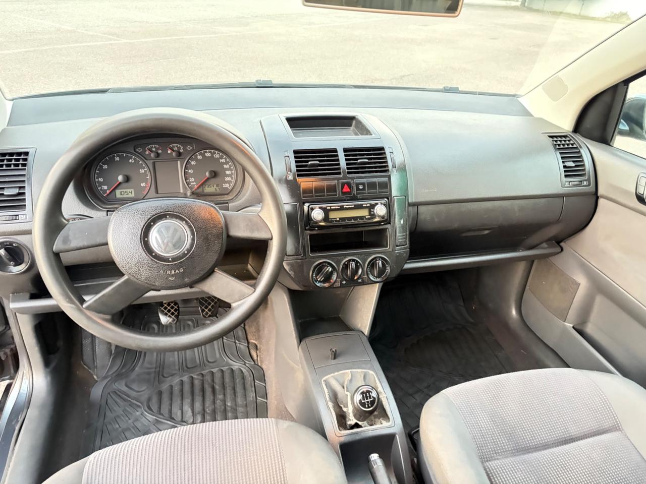 Volkswagen Polo 1.4 16V 5p. NEOPATENTATI