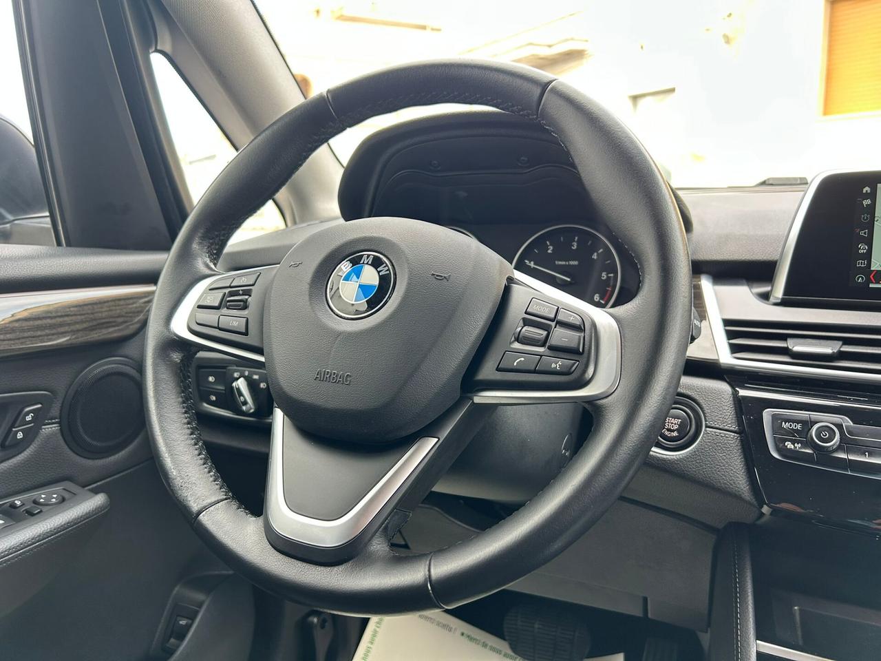 Bmw 216d ACTIVE TOURER LUXURY PELLE/LED/NAVI-2018