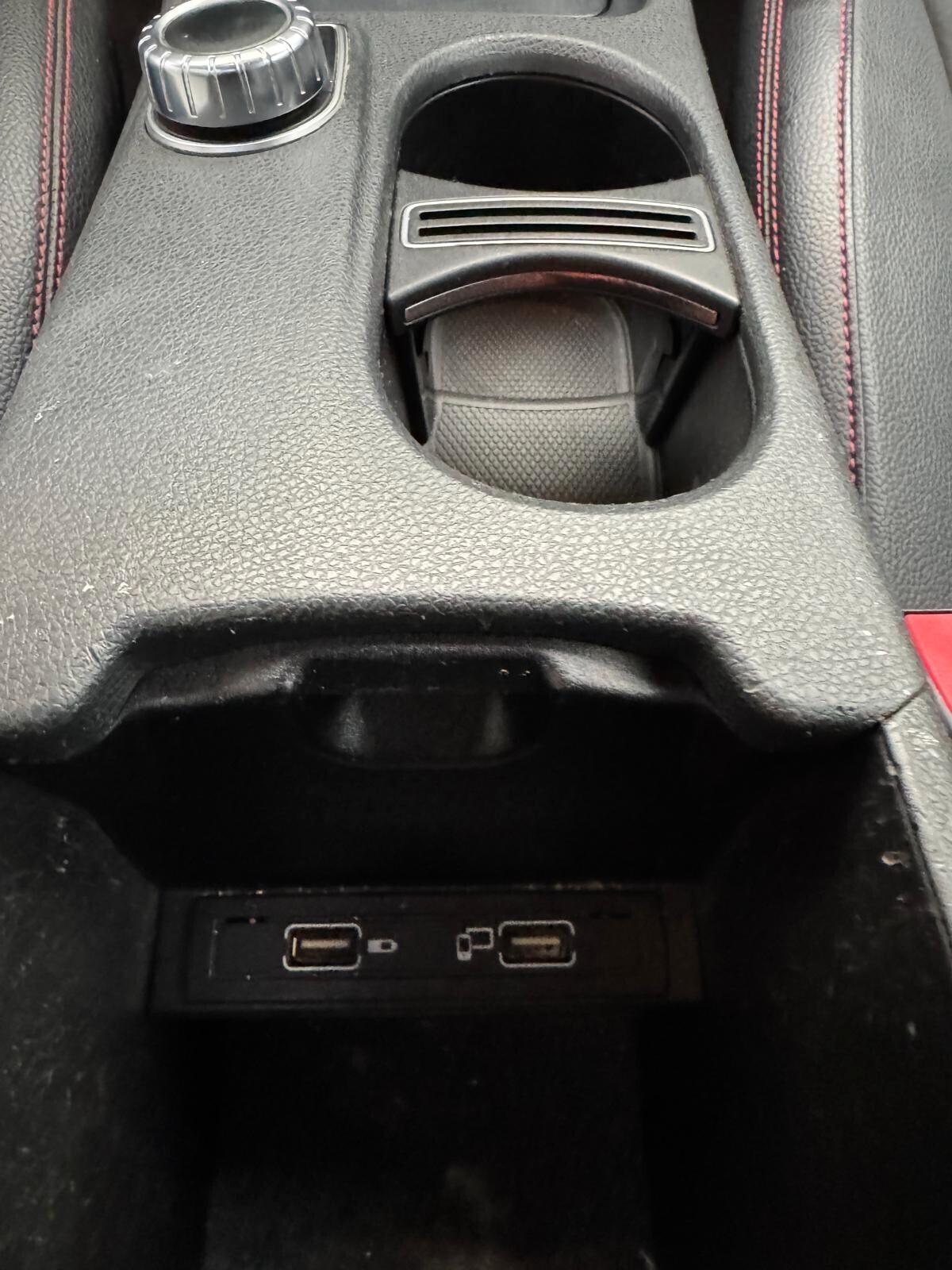 Mercedes-benz CLA 200 d S.W. Automatic Premium unicoproprietario