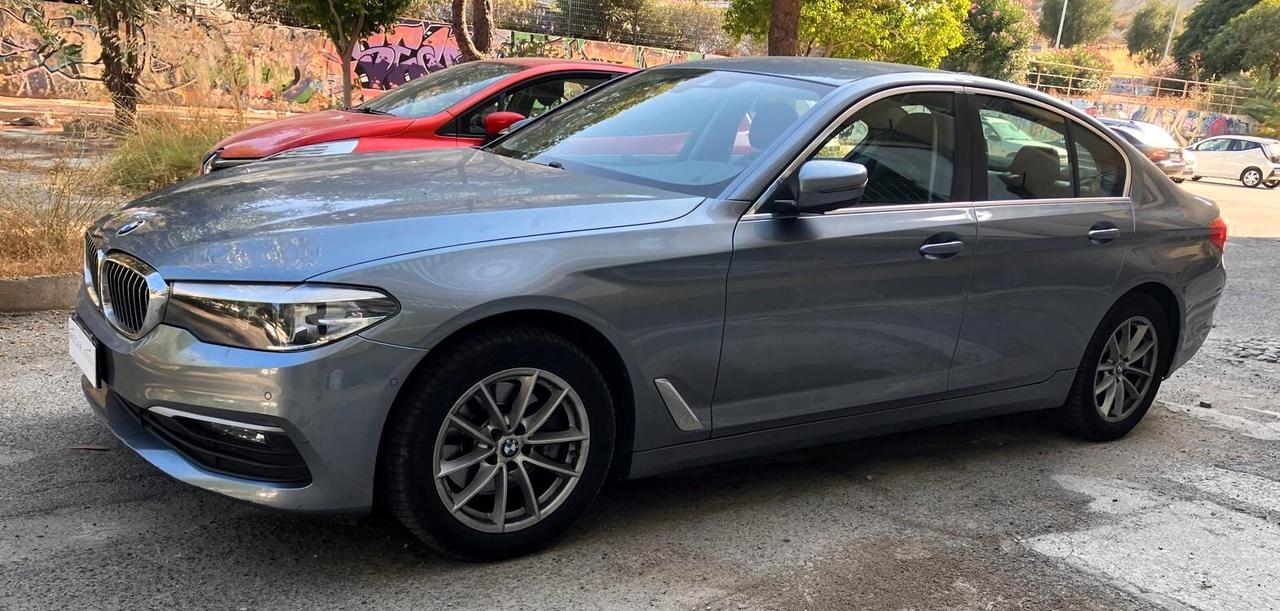 Bmw 520d xDrive Luxury service certificato BMW