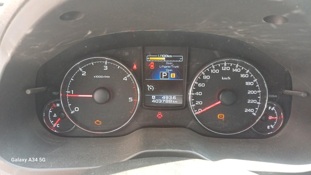 Subaru OUTBACK 2.0d Lineartronic Free