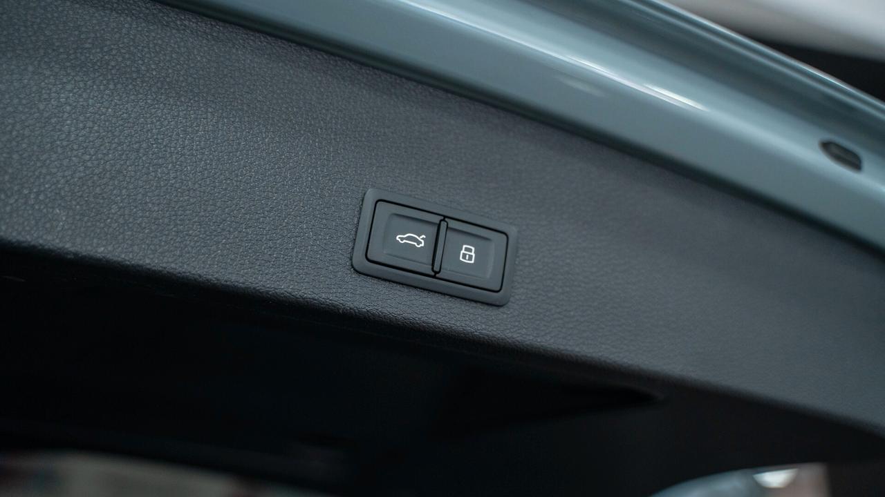 Audi Q2 35 2.0 TDI S TRONIC SPORT VIRTUAL COCKPIT XENO NAVI FULL OPTIONAL