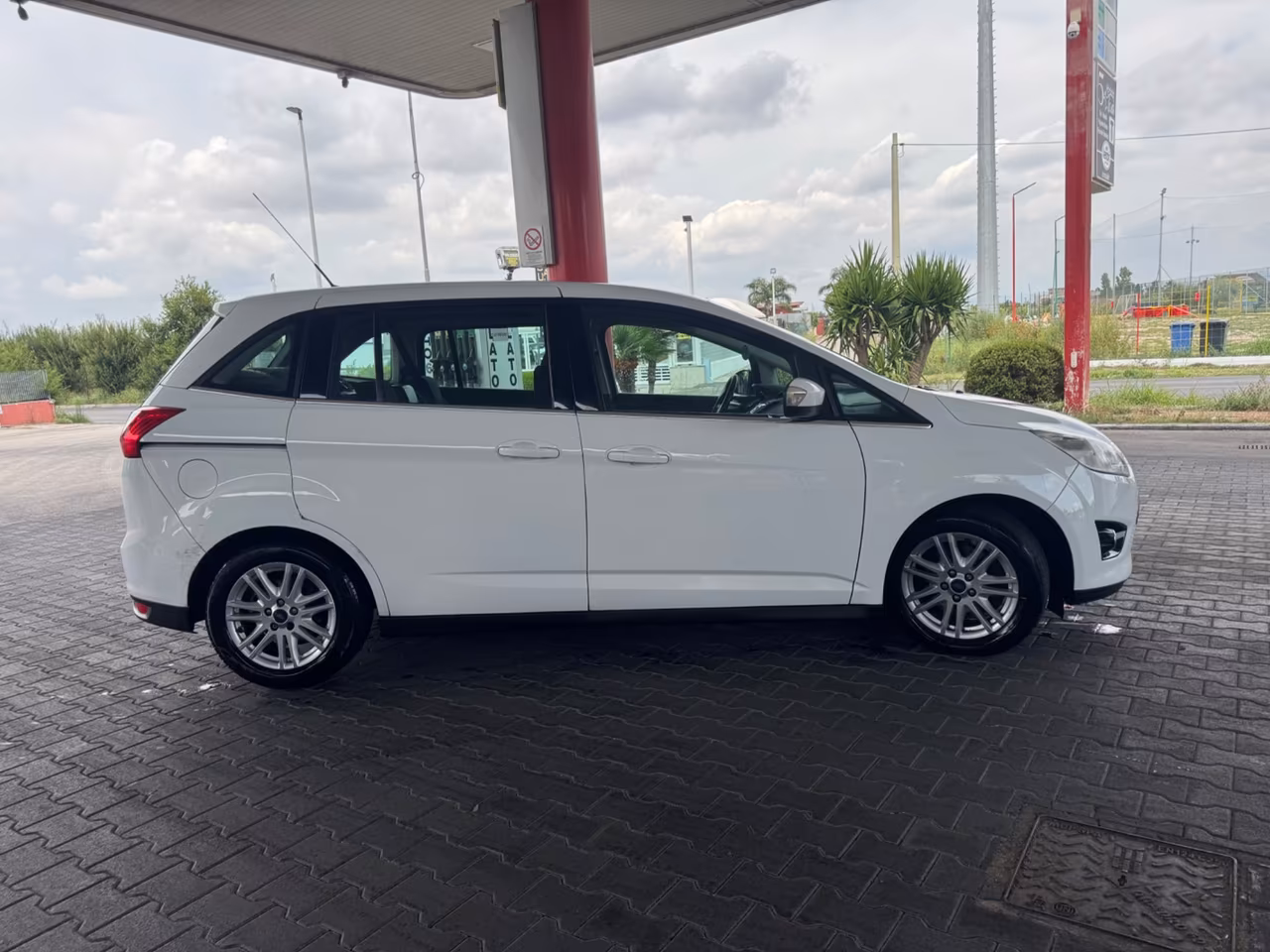Ford C-Max 1.6 TDCi 115CV Titanium 7 POSTI