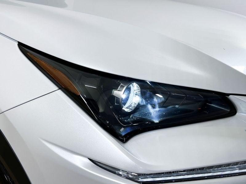 Lexus NX NX 300h 2.5 Business 2wd cvt
