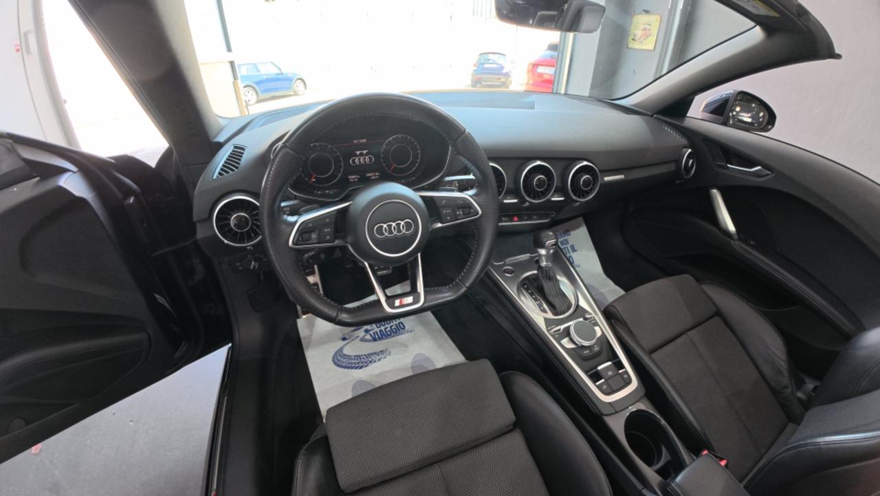 Audi TT Roadster 45 TFSI quattro S tronic