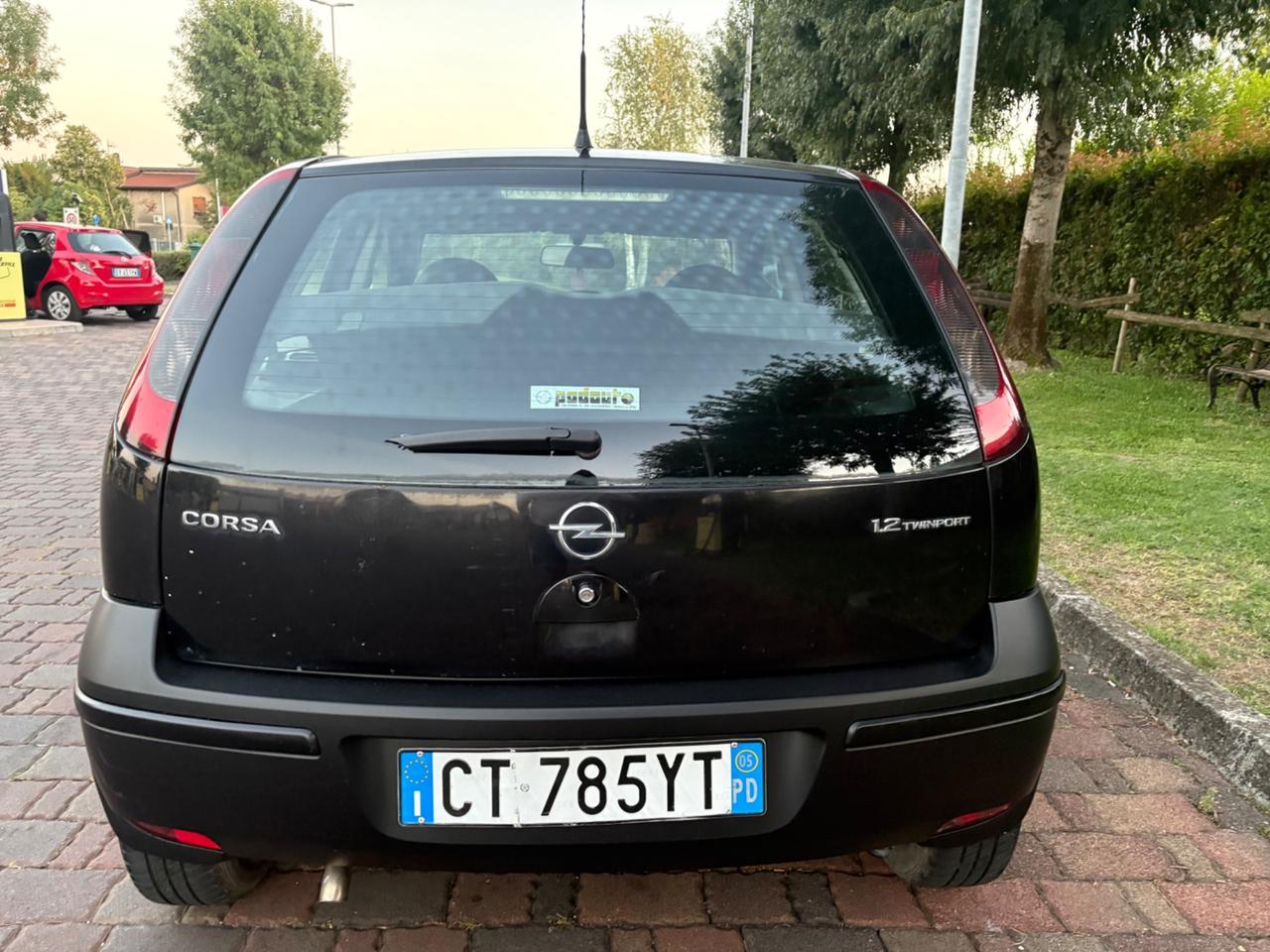 Opel Corsa 1.2i 16V cat 5 porte Cosmo