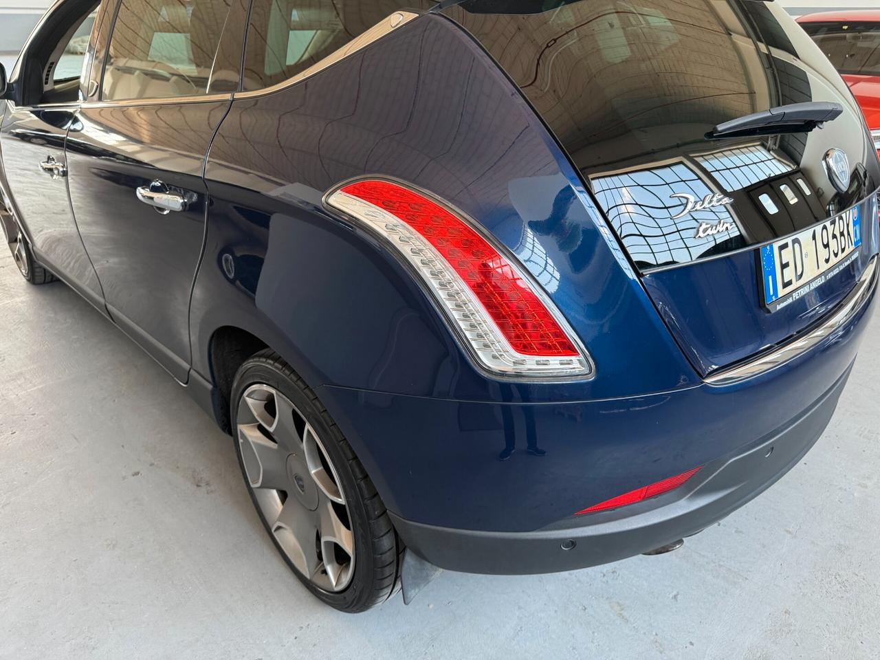 LANCIA DELTA EXECUTIVE FULL OPTIONAL