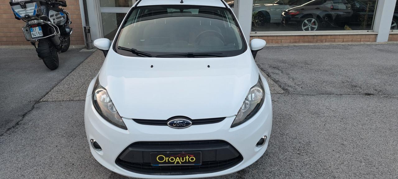 Ford Fiesta 1.4 TDCi 70CV 3 porte Titanium