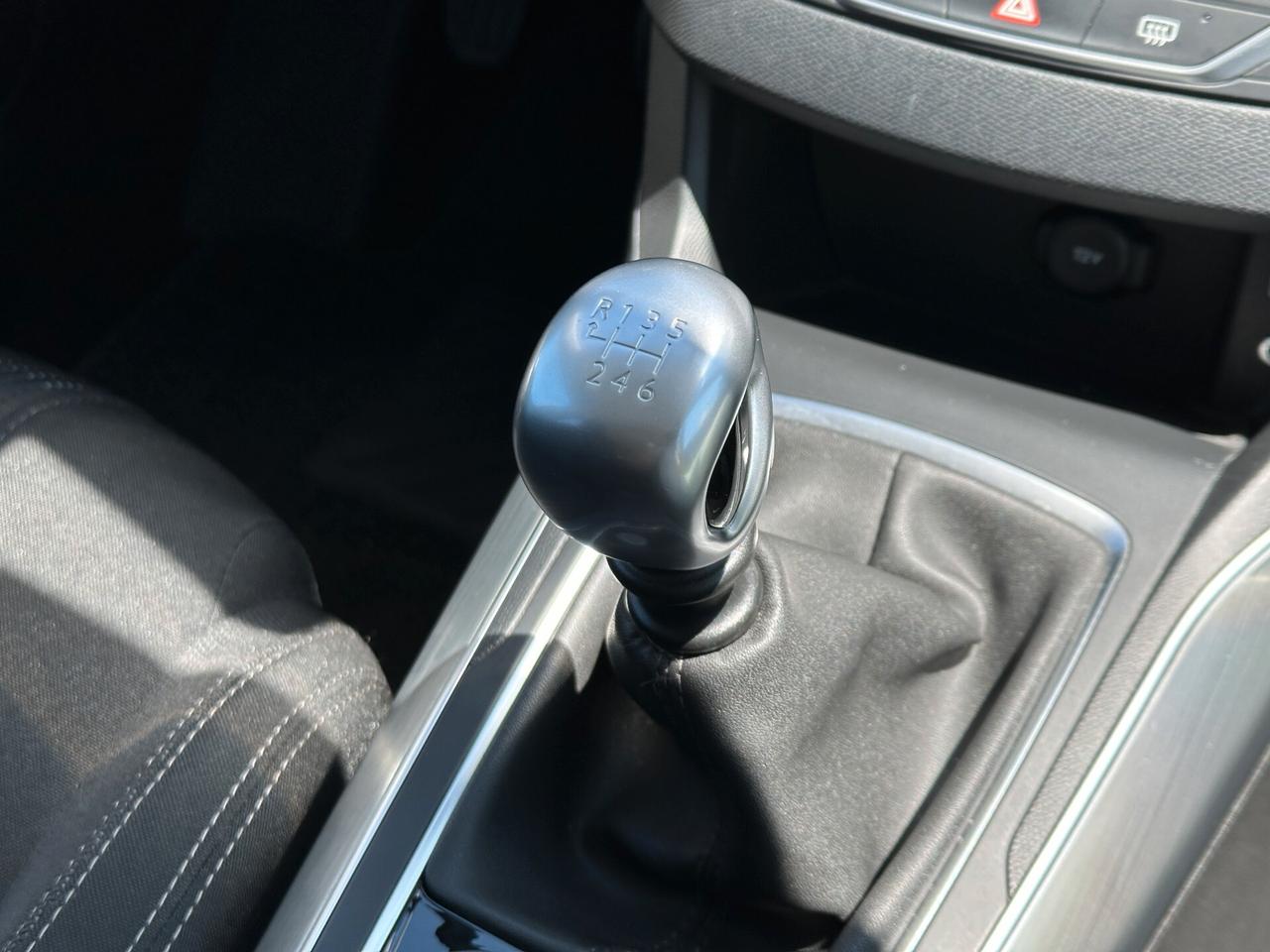 PEUGEOT 308 1.6 BlueHDi 120 S&S SW GT Line