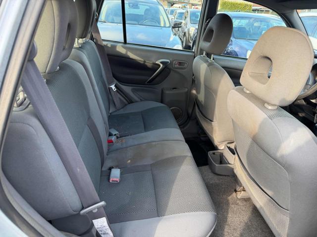 TOYOTA RAV 4 MY23 RAV4 2.0 Tdi D-4D cat 5 porte Sol