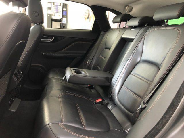 JAGUAR F-Pace 2.0 D 180 CV AWD aut. Prestige