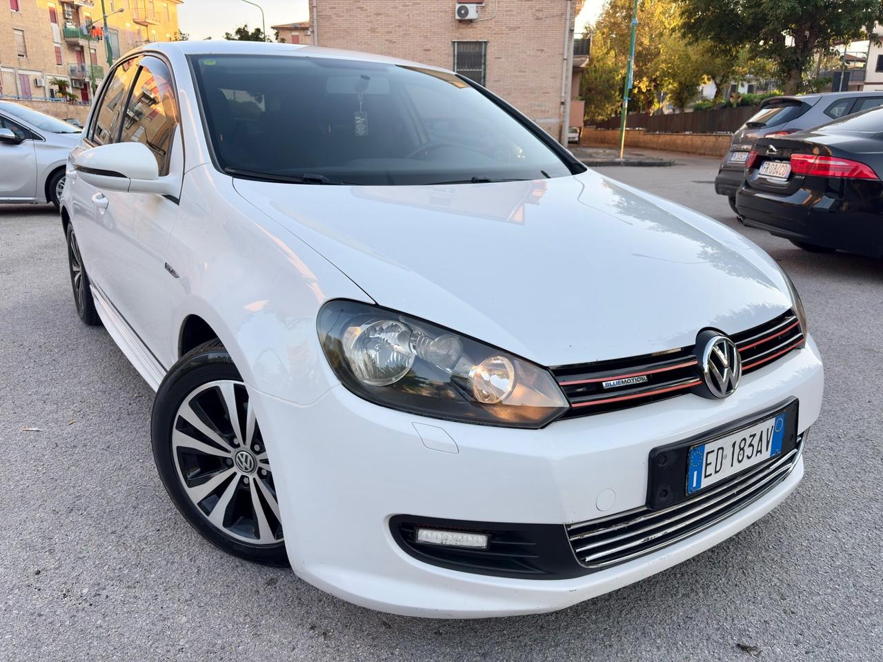 Volkswagen Golf 1.6 TDI 105cv