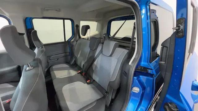 FORD Tourneo Courier 1.0 EcoBoost Powershift Titanium