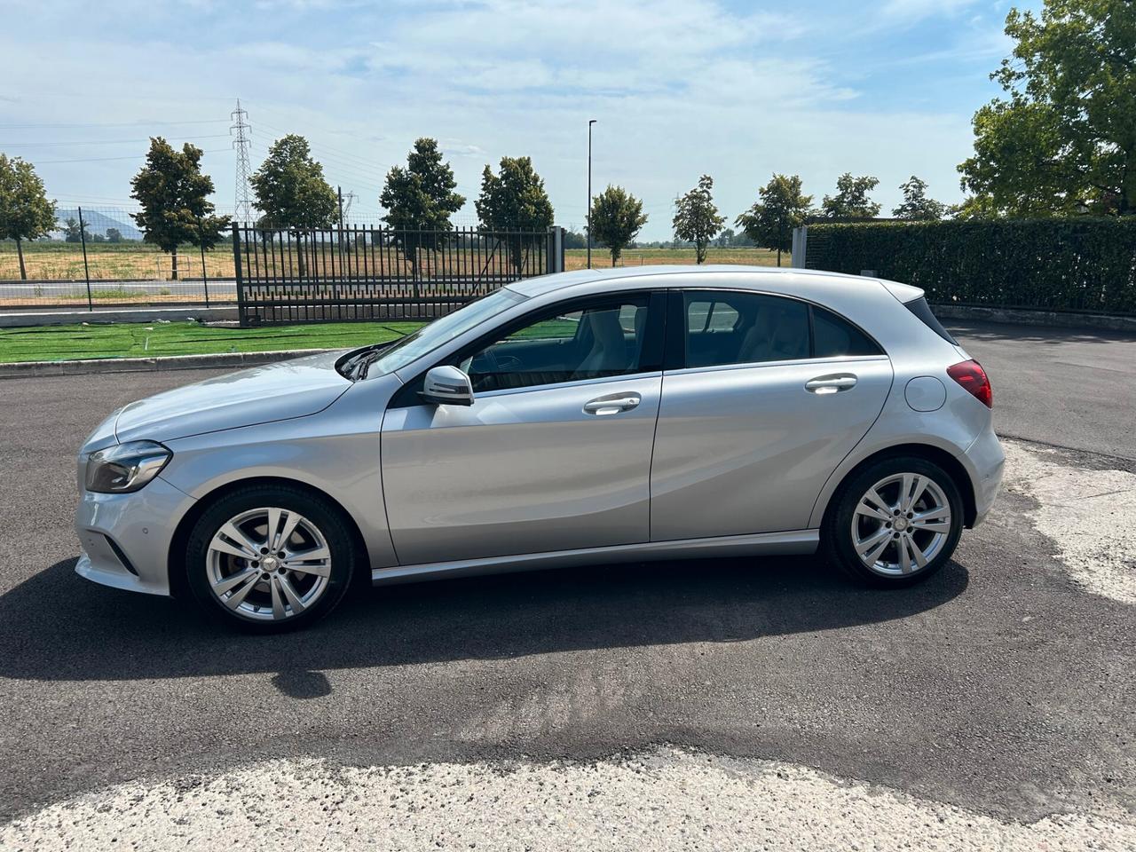 Mercedes classe a 200 CDI Sport unico proprietario tutta tagliandata mercedes ok neopatentati