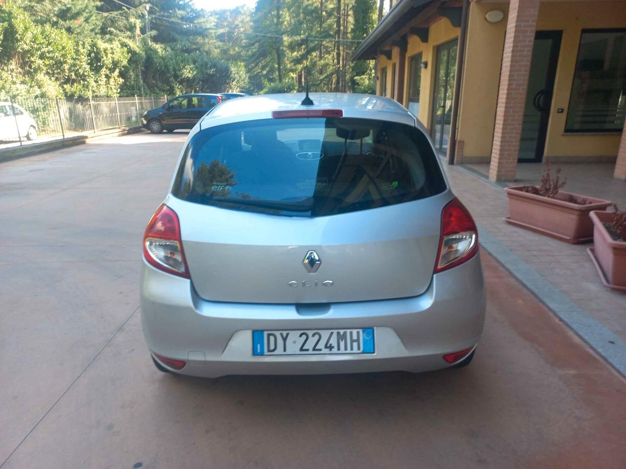 Renault Clio 1.2 16V 5 porte GPL Dynamique