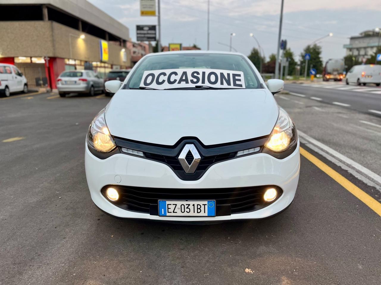 Renault Clio 1.5 dci 75cv 5p Costume National