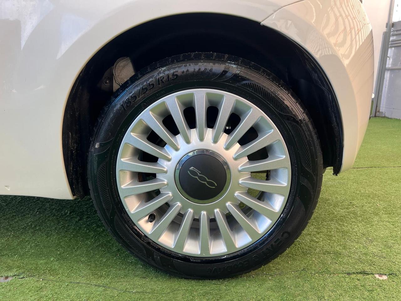 FIAT 500 LOUNGE 1.2 BENZINA 70CV