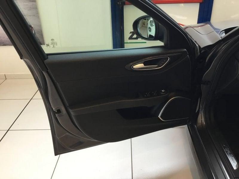 Alfa Romeo Giulia 2.2 Turbodiesel 190 CV AT8 Executive