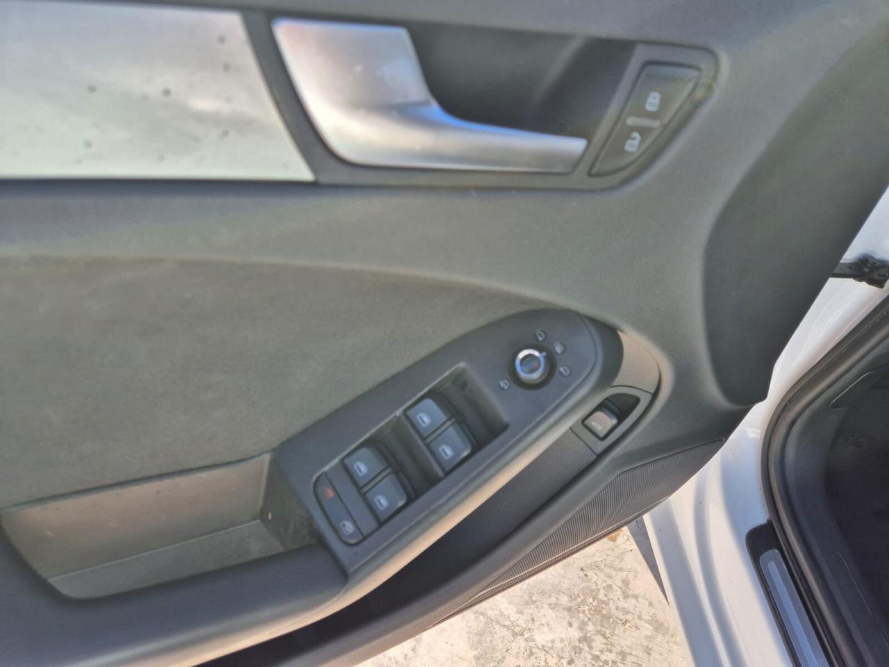 Audi A4 2.0 TDI 120 CV Ambiente