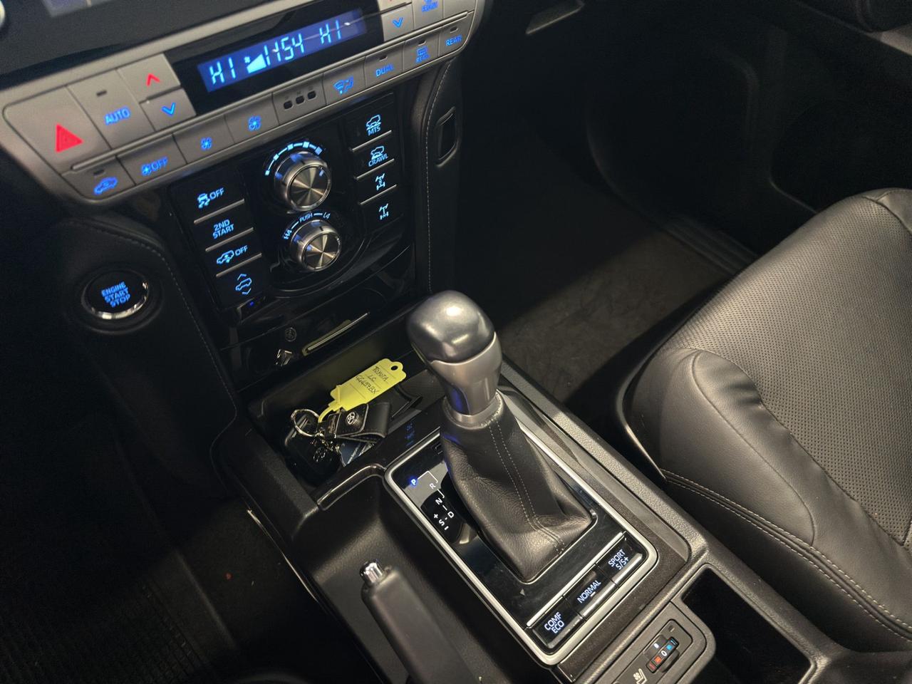 Toyota Land Cruiser 5p 2.8 d-4d Anniversary auto