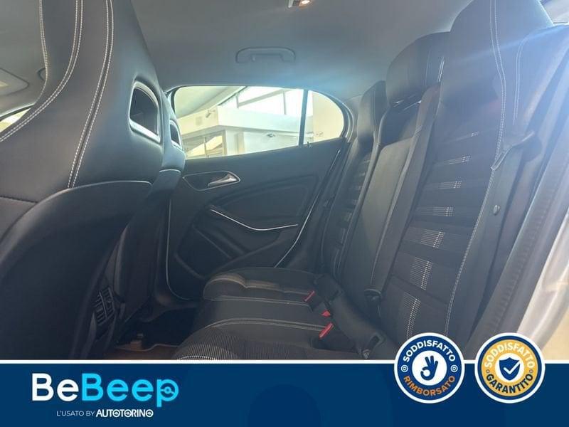 Mercedes-Benz GLA 180 SPORT AUTO