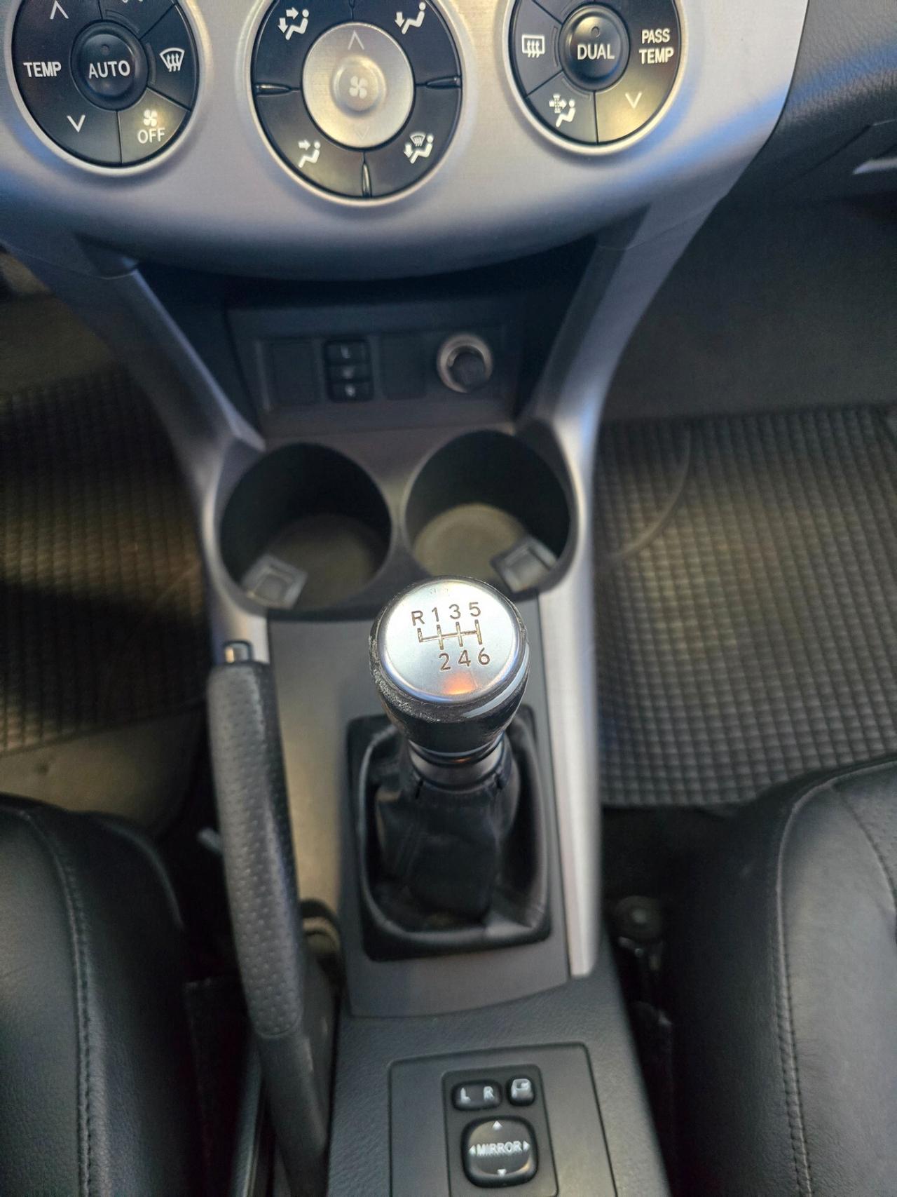Toyota RAV 4 RAV4 2.2 D-4D 136 CV DPF Luxury