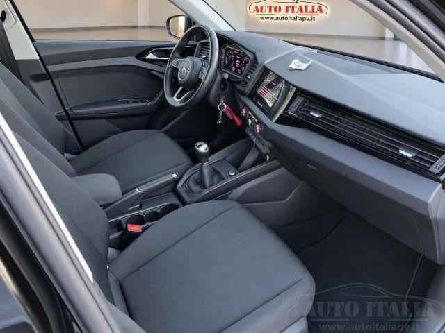 AUDI A1 SPB 25 TFSI Identity Black