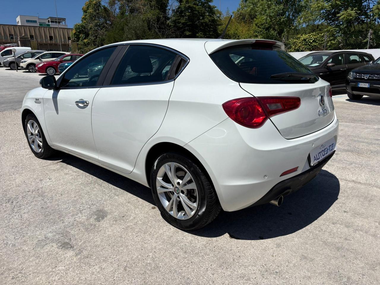 Alfa Romeo Giulietta 1.6 JTDm-2 105 CV Distinctive