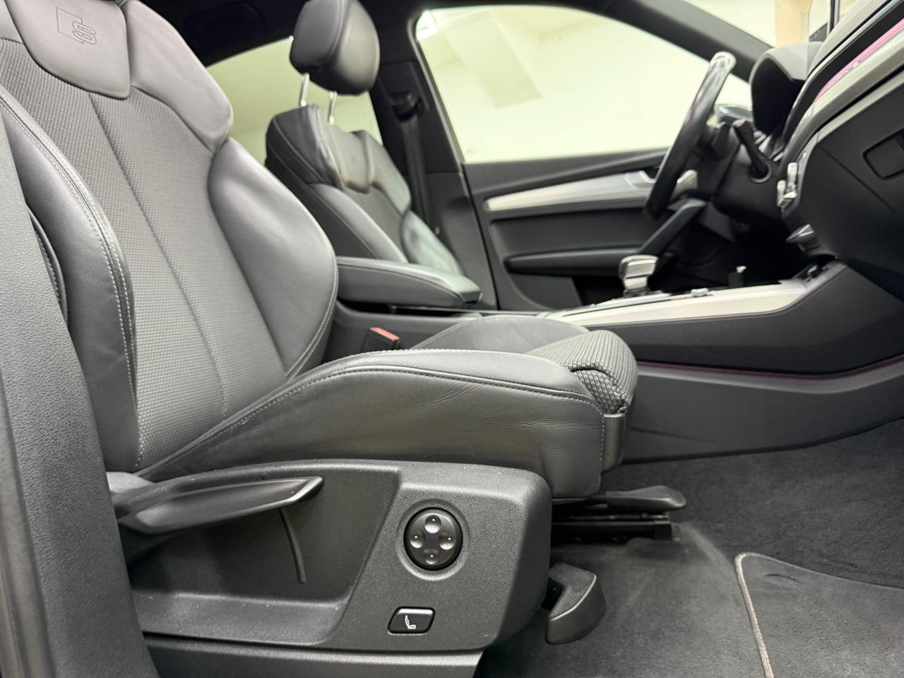 Audi Q5 40 TDI 204 CV S line plus UNICOPRO ITA FULL