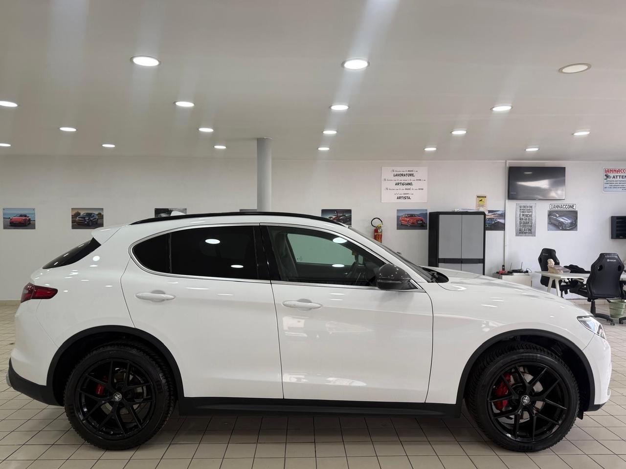 Alfa Romeo Stelvio 2.2 Turbodiesel 210 CV AT8 Q4 Business
